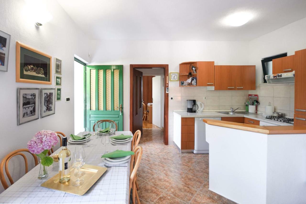 Apartment Zore Крвавица Экстерьер фото